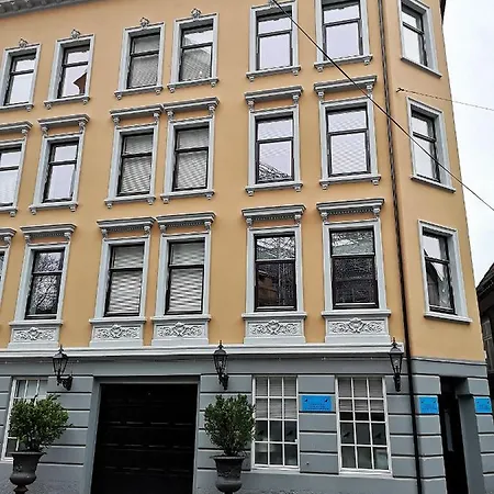 Bryggen Apartment *